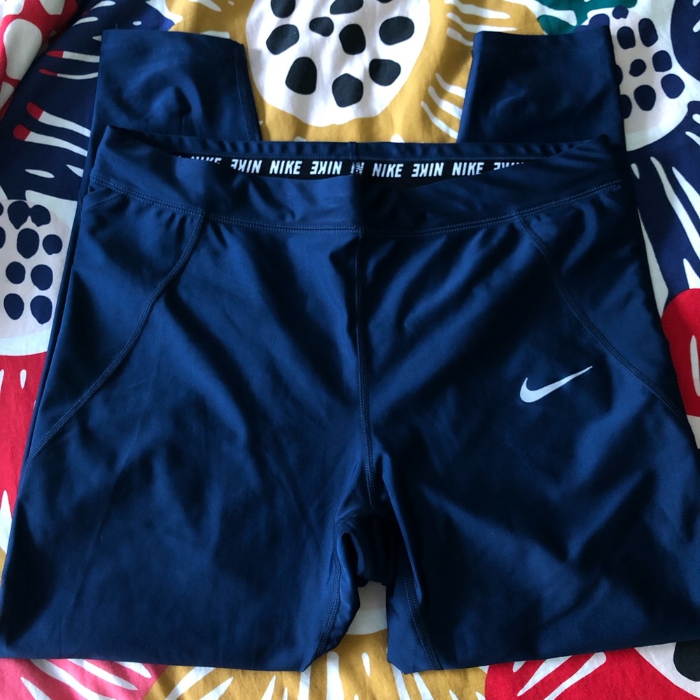 nike 7/8 leggings